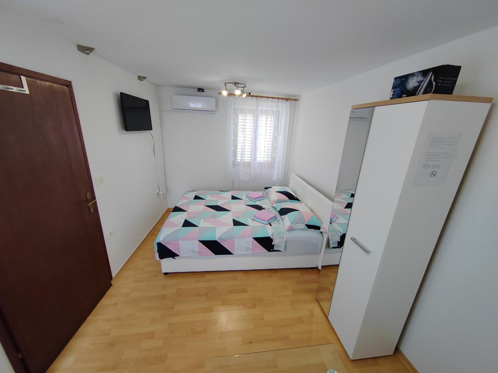 Rooms Neda Izola Værelse billede